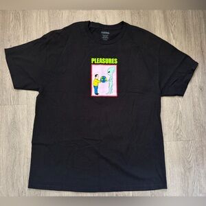 Black Graphic Tee - Short Sleeve